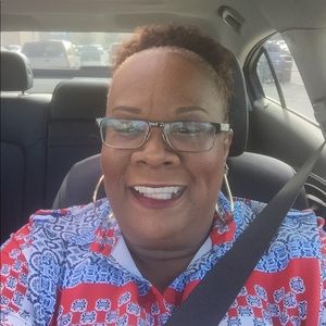 Meet your Posher, Aquanette